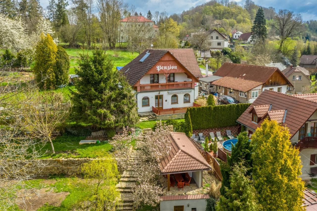Penzion Na Hradcanech Nove Mesto nad Metuji Exterior photo